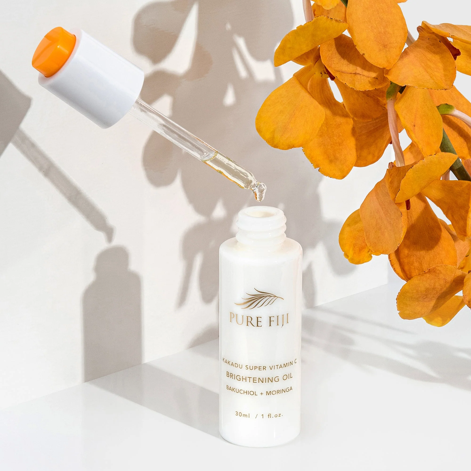 Kakadu Super Vitamin C Brightening Oil with Bakuchiol + Moringa (1oz/30ml) - Image 3